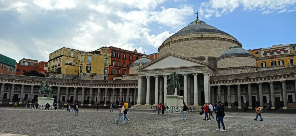 tour por la ciudad de Nápoles